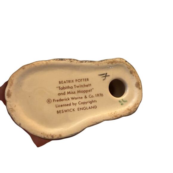 Beatrix Potter Tabitha Twitchert & Miss Moppet figurine F. Warne Co 1976 no. 7 - Picture 5 of 5